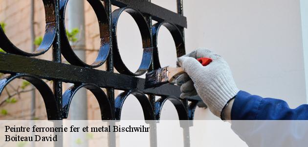 Les travaux de peinture des portails en métal à Bischwihr